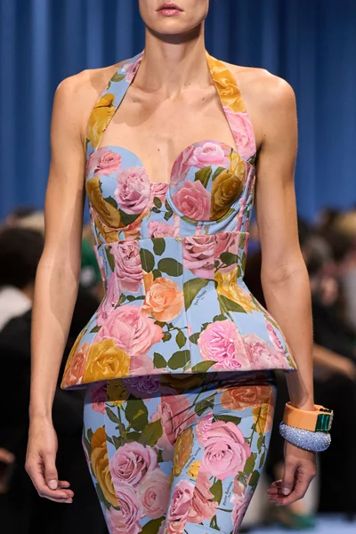Look 66